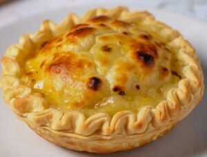 Chicken & Creamy Cheese Empada